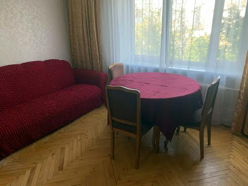 квартира по адресу Карела Чапека ул. (Юліуса Фучика), 8