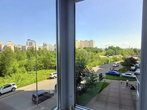 квартира за адресою Сергія Данченка вул., 28