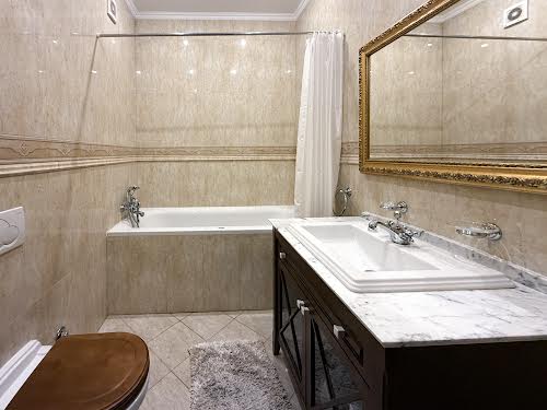 квартира за адресою Панаса Мирного вул., 17