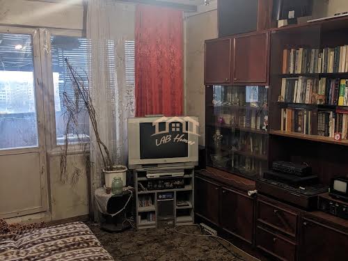 квартира за адресою Автозаводська вул., 39