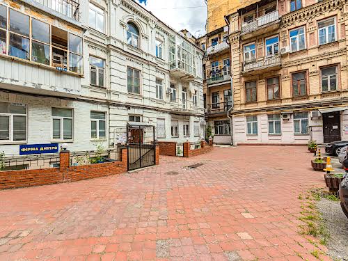 квартира за адресою Михайлівська вул., 6-А
