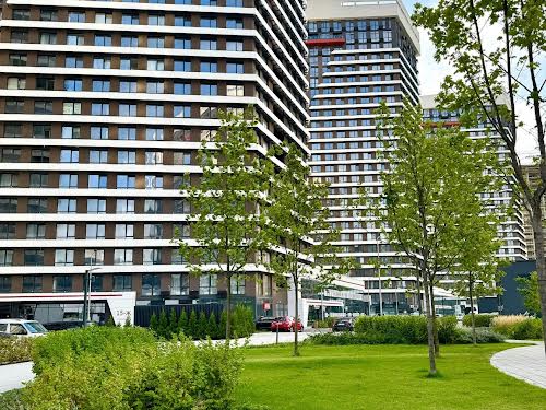 квартира за адресою Причальна вул., 8