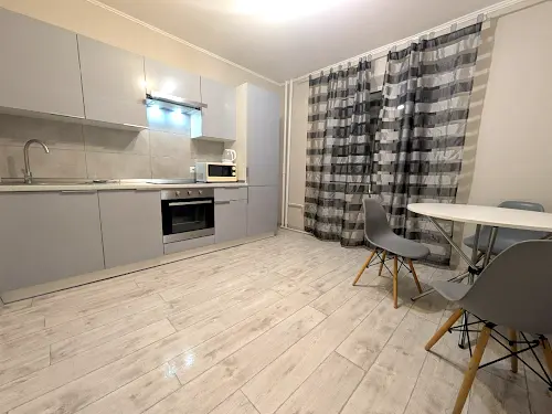 квартира за адресою Ревуцького вул., 42 Б