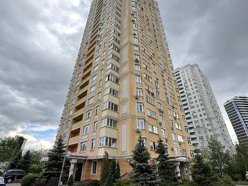 квартира за адресою Воскресенська вул., 12-Б