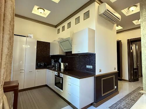 квартира за адресою Банкова вул., 3