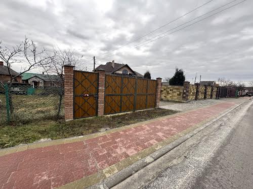будинок за адресою центральна, 40