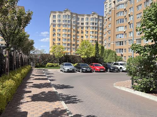 квартира за адресою Абрикосова вул., 1-Б