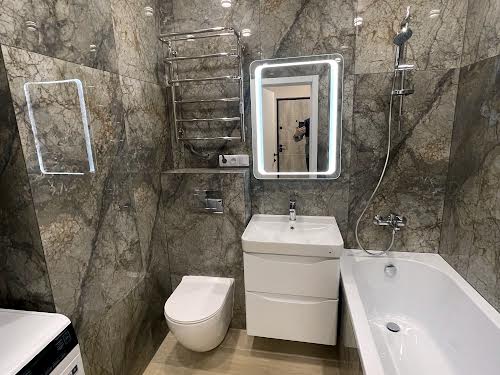 квартира за адресою Ревуцького вул., 40-В