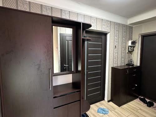 квартира по адресу Строителей ул., 12-Б