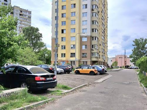 квартира за адресою Київ, Хорольська вул., 1-А