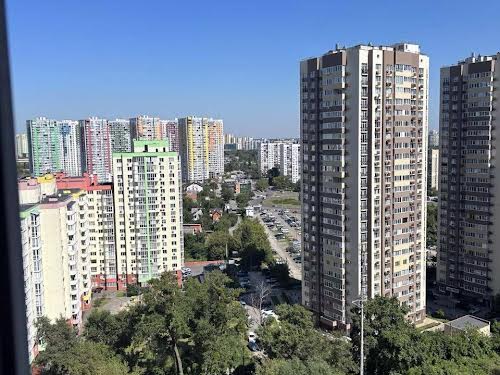 квартира за адресою Микільсько-Слобідська вул., 10