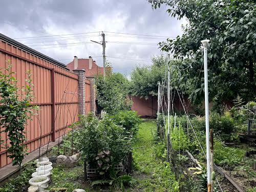 будинок за адресою Богатирська вул., 30а