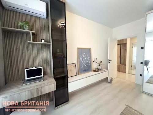 квартира за адресою Михайла Максимовича вул. (Онуфрія Трутенка), 26