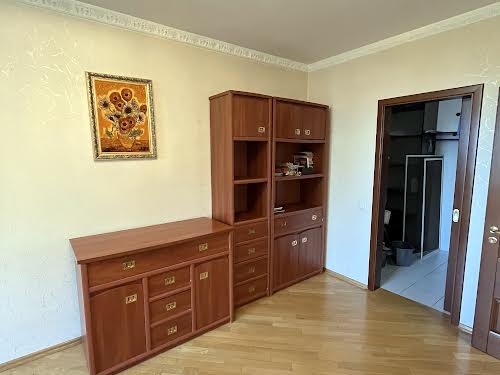 квартира по адресу Михаила Омеляновича-Павленко ул. (Суворова), 13