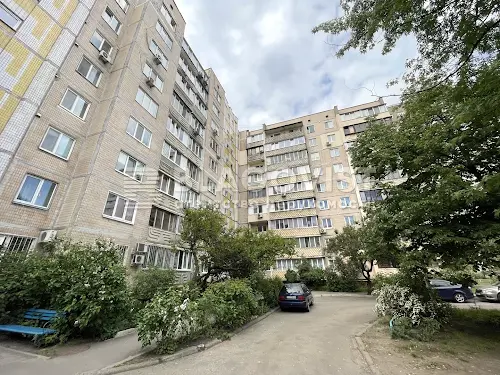 квартира за адресою Рональда Рейгана вул., 10