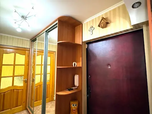 квартира за адресою Академіка Булаховського вул., 24