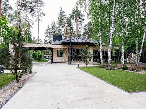 будинок за адресою Плютовська вул., 1