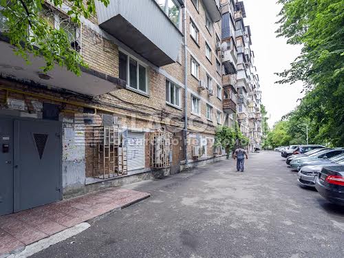 квартира по адресу Леси Украинки бульв., 14