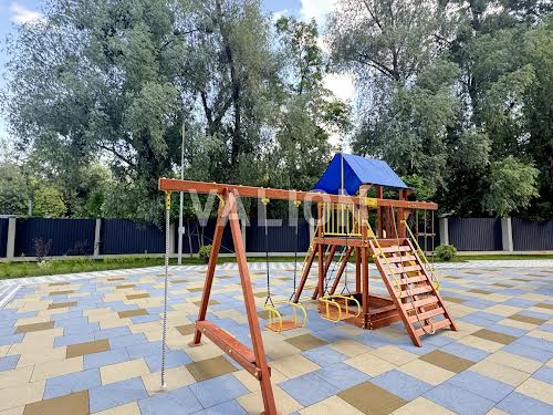 квартира за адресою Валер'яна Підмогильного, 5
