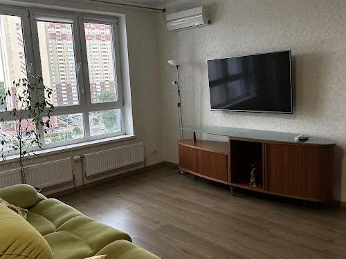 квартира за адресою Академіка Глушкова просп., 9-В
