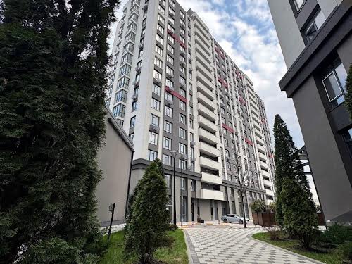 квартира по адресу Любомира Гузара просп. (Космонавта Комарова), 15а