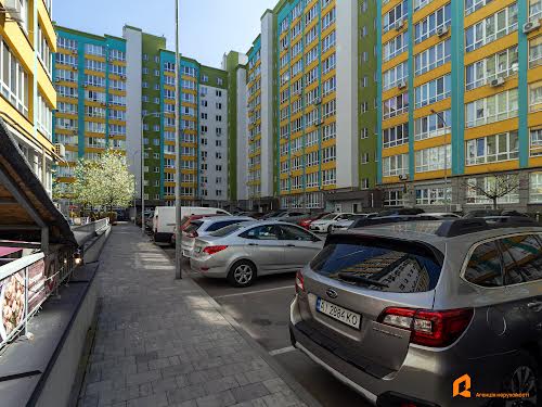 коммерческая по адресу Жулянська ул., 2-Б