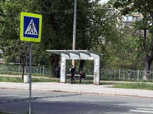 квартира за адресою Романа Ратушного вул. (Волгоградська), 41