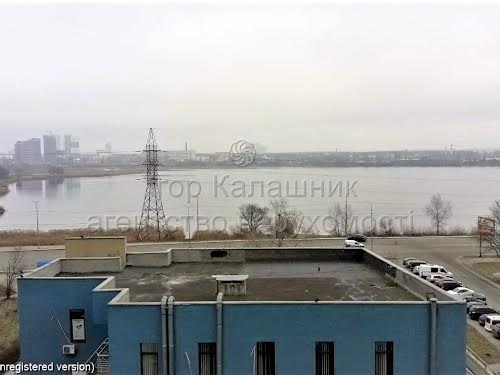 квартира за адресою Ревуцького вул., 42-Б