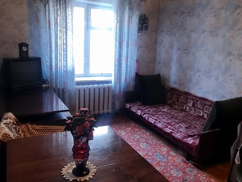 кімната за адресою Єнтузіастів, 29/2