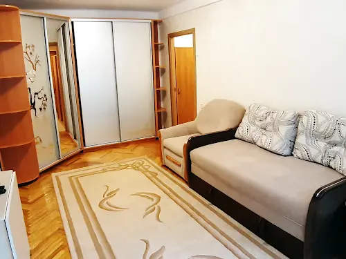 квартира по адресу Щусева ул., 36