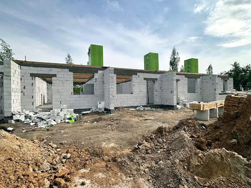 будинок за адресою с. Михайлівка-Рубежівка, Успішна