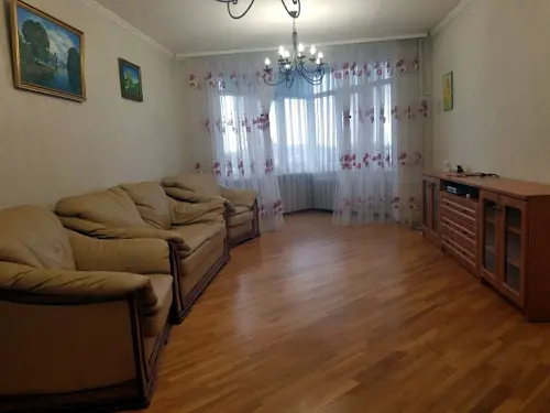 квартира по адресу Хмельницкая ул., 10