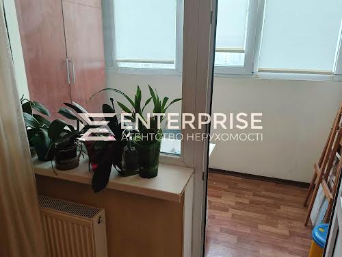 квартира за адресою Академіка Заболотного вул., 56
