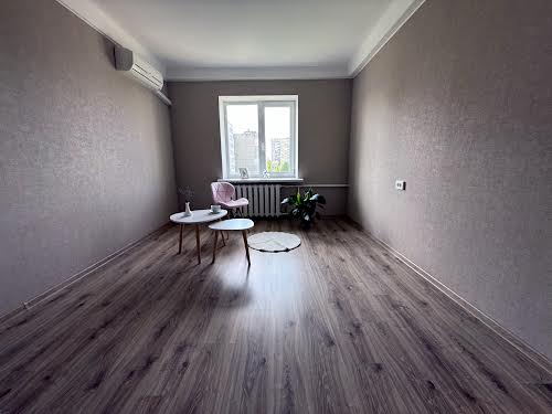 квартира по адресу Світлицького ул., 28в