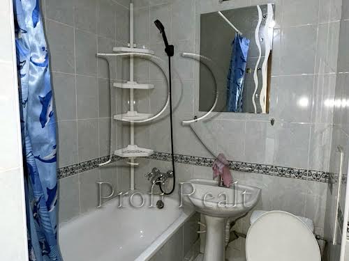 квартира за адресою Соборності просп. (Воззʼєднання), 5Б