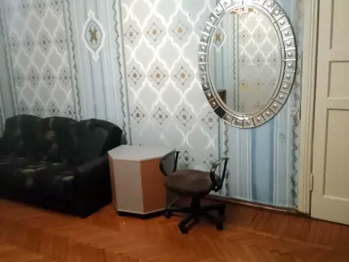 квартира за адресою Павлівський майдан пл. (Рози Люксембург майдан), 8