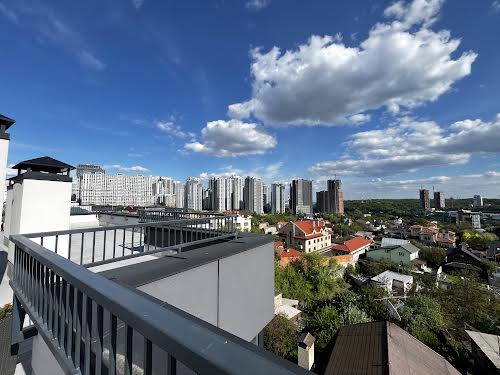 квартира за адресою Менделєєва вул., 19