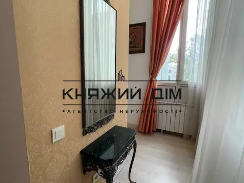 квартира за адресою Антоновича вул. (Горького), 8