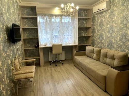 квартира за адресою Подільська вул., 1