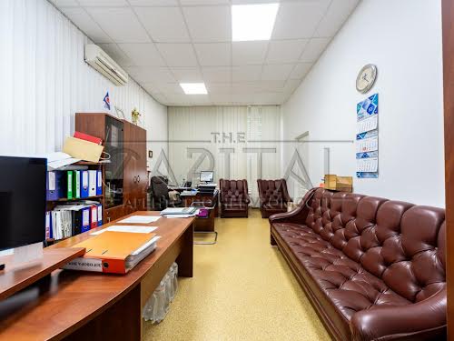 комерційна за адресою Романа Ратушного вул. (Волгоградська), 3