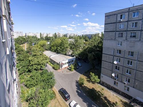 квартира за адресою Дарницький бульв., 4-А