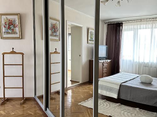 квартира по адресу Шота Руставели ул., 25