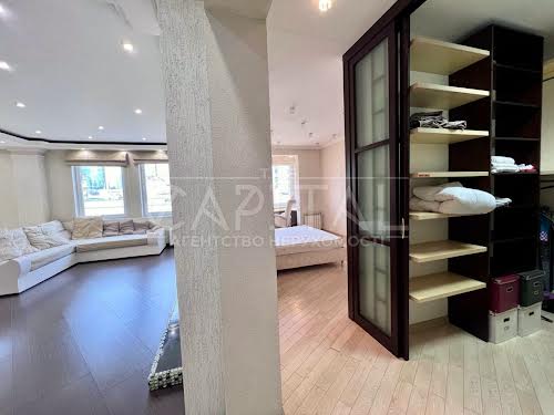 квартира за адресою Шота Руставелі вул., 44