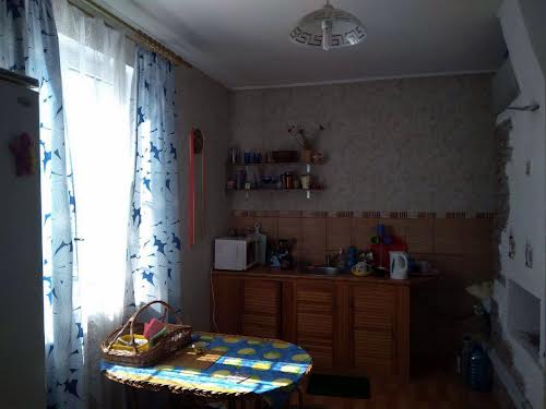 будинок за адресою покровська