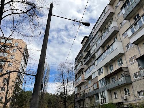 квартира по адресу Ореста Левицкого ул. (Академіка Курчатова), 25/37