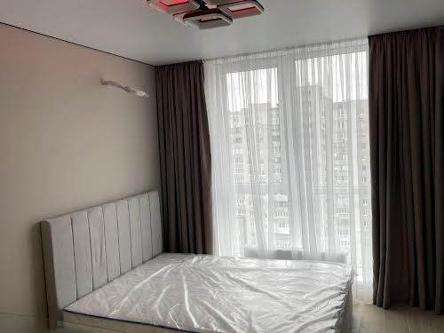 квартира за адресою Ревуцького вул., 40-В