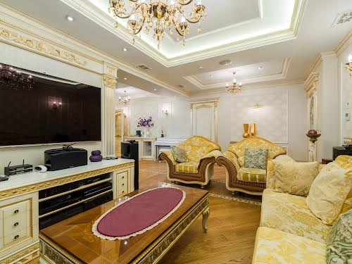 квартира за адресою Назарівська вул. (Вєтрова), 11