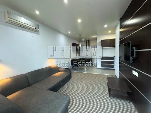 квартира за адресою Регенераторна вул., 4