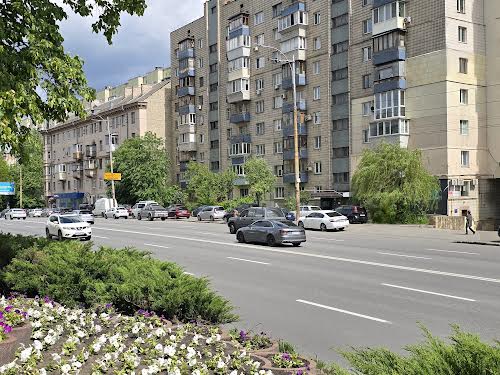 квартира по адресу Голосеевский просп. (40-летия Октября), 25