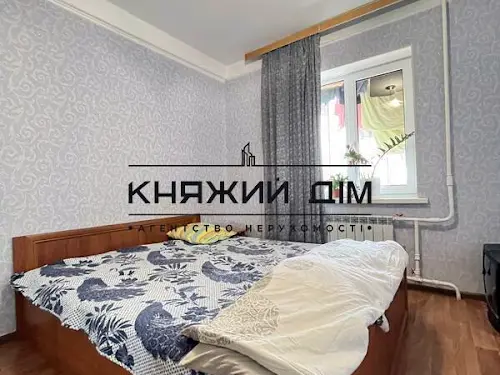 квартира за адресою Митрополита Андрея Шептицького вул. (Анатолія Луначарського), 24